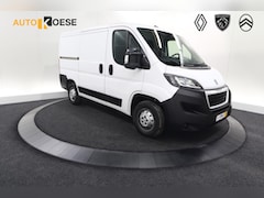 Peugeot Boxer - 330 2.2 BlueHDi 120 L1H1 Premium | Trekhaak | Camera | Betimmering Laadruimte | Navigatie