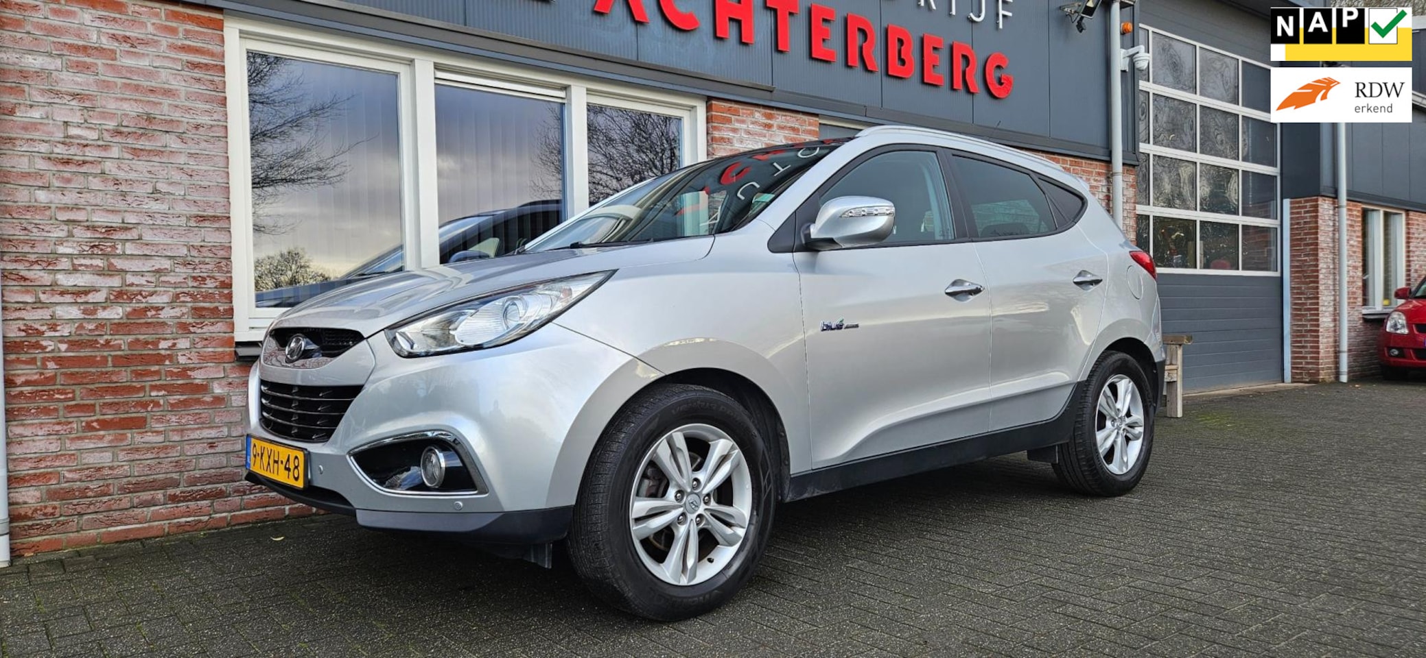 Hyundai ix35 - 1.6i GDI Style Panorama/Schuifdak! PDC! Airco/Clima! Cruise Control! Nette Auto! - AutoWereld.nl