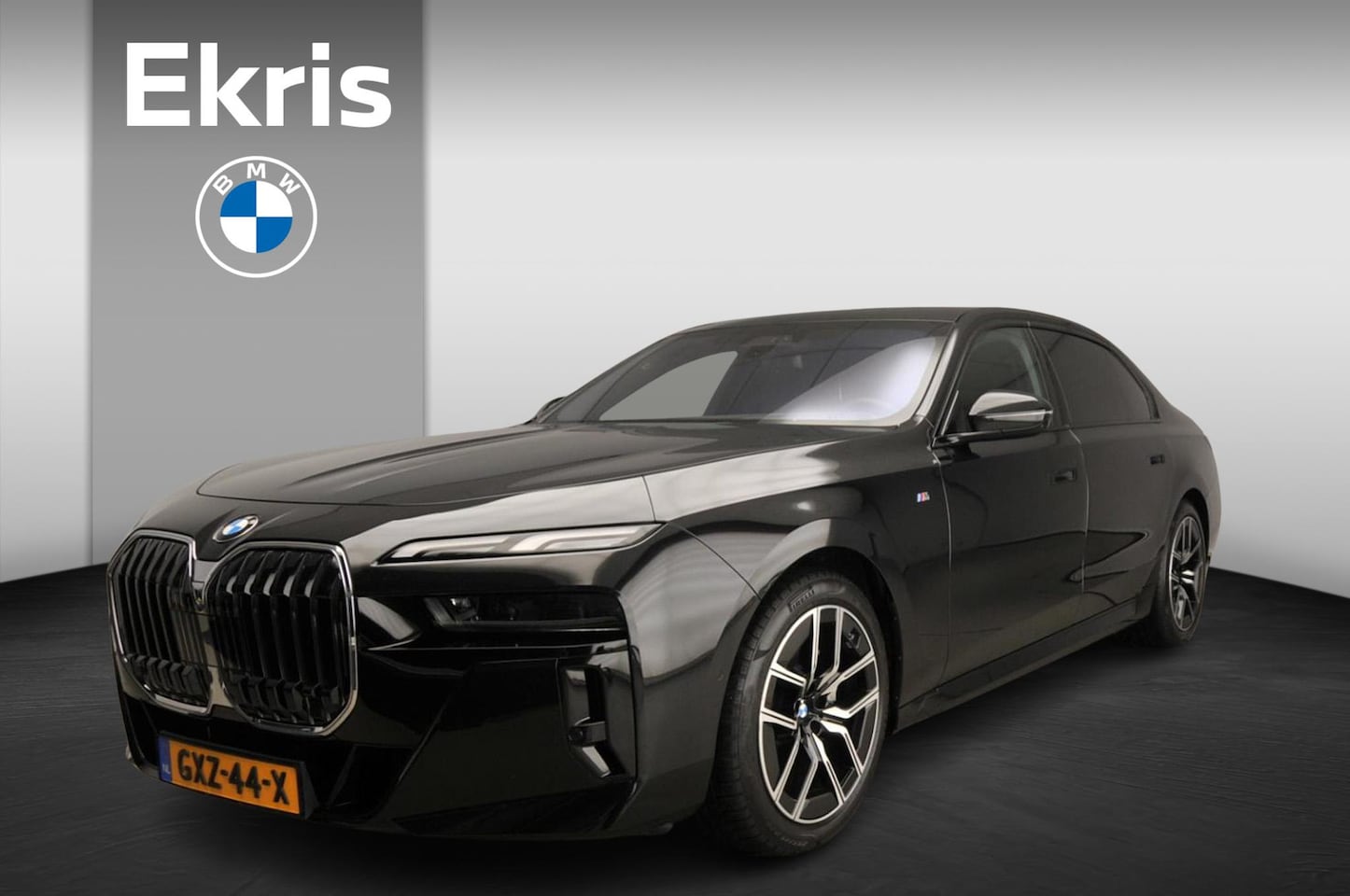 BMW 7-serie - Sedan 740d xDrive | M-Sportpakket | LED | Leder | HUD | Schuifdak | Active steering | Shad - AutoWereld.nl