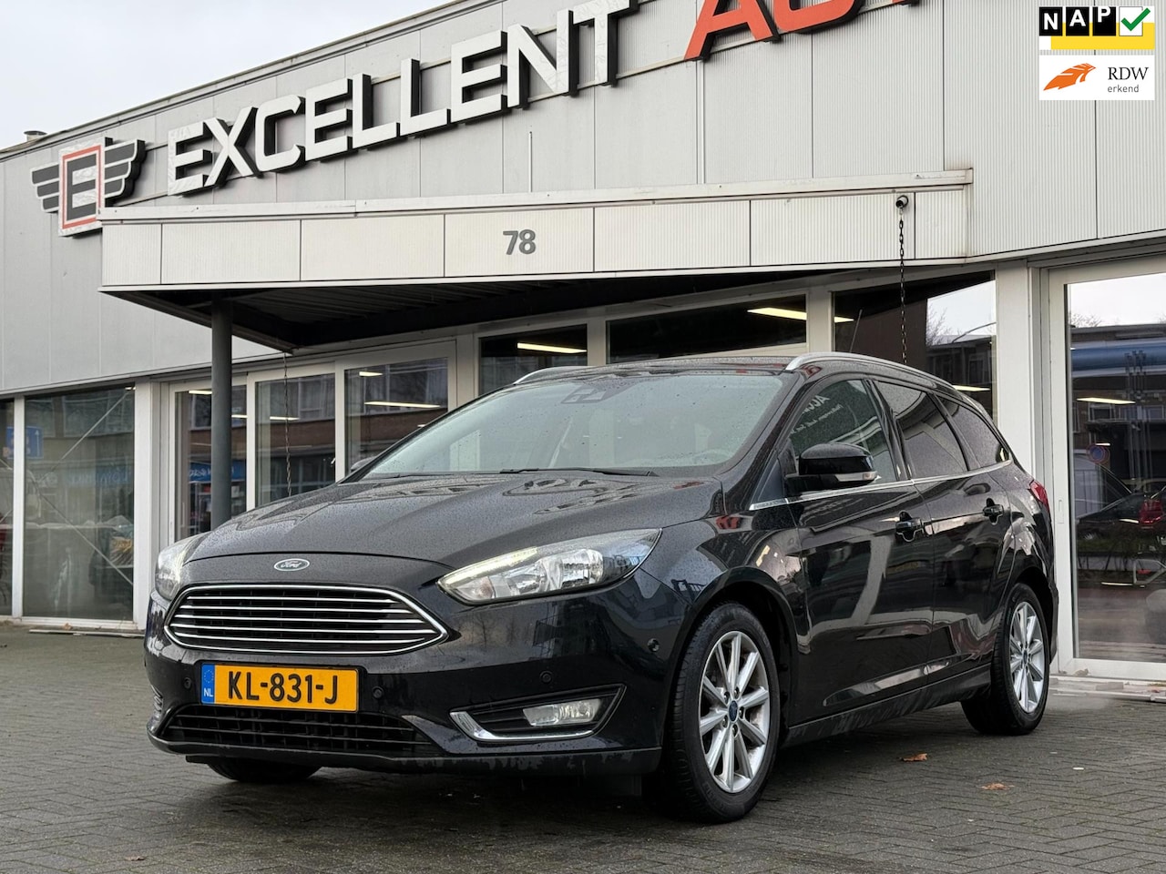 Ford Focus Wagon - 1.0 Titanium - Navigatie - AutoWereld.nl