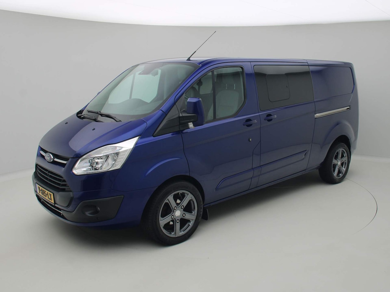 Ford Transit Custom - 290 2.0 TDCI L2H1 Lim.170pk Dubb.Cab. 2x Schuifd. Excl.btw. - AutoWereld.nl