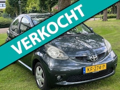 Toyota Aygo - 1.0-12V Airco LMV STARTBLOKKERING KAPOT