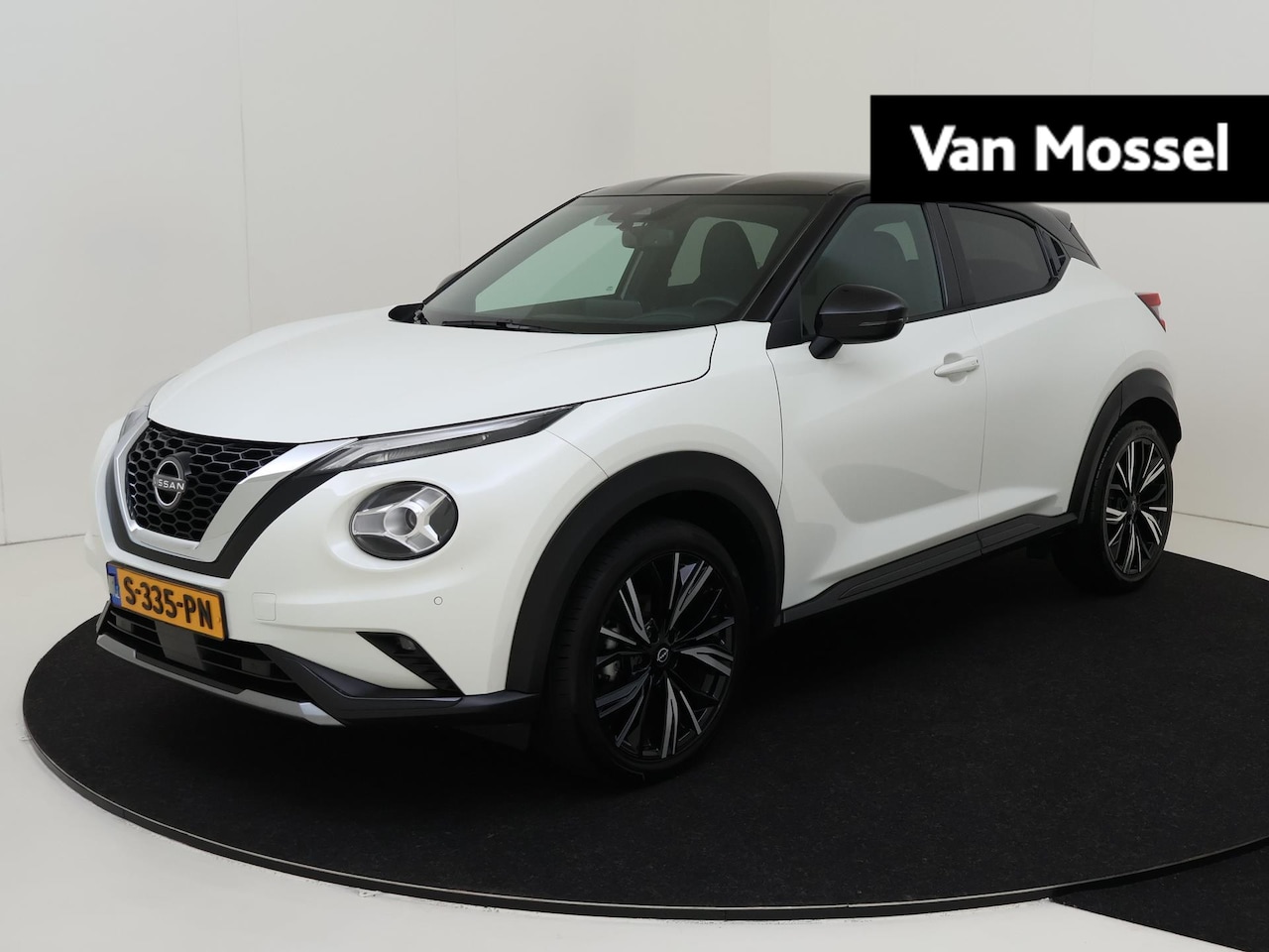 Nissan Juke - 1.0 DIG-T N-Design | Camera | PDC voor+achter | Climate Control | Full-Map Navigatie | App - AutoWereld.nl