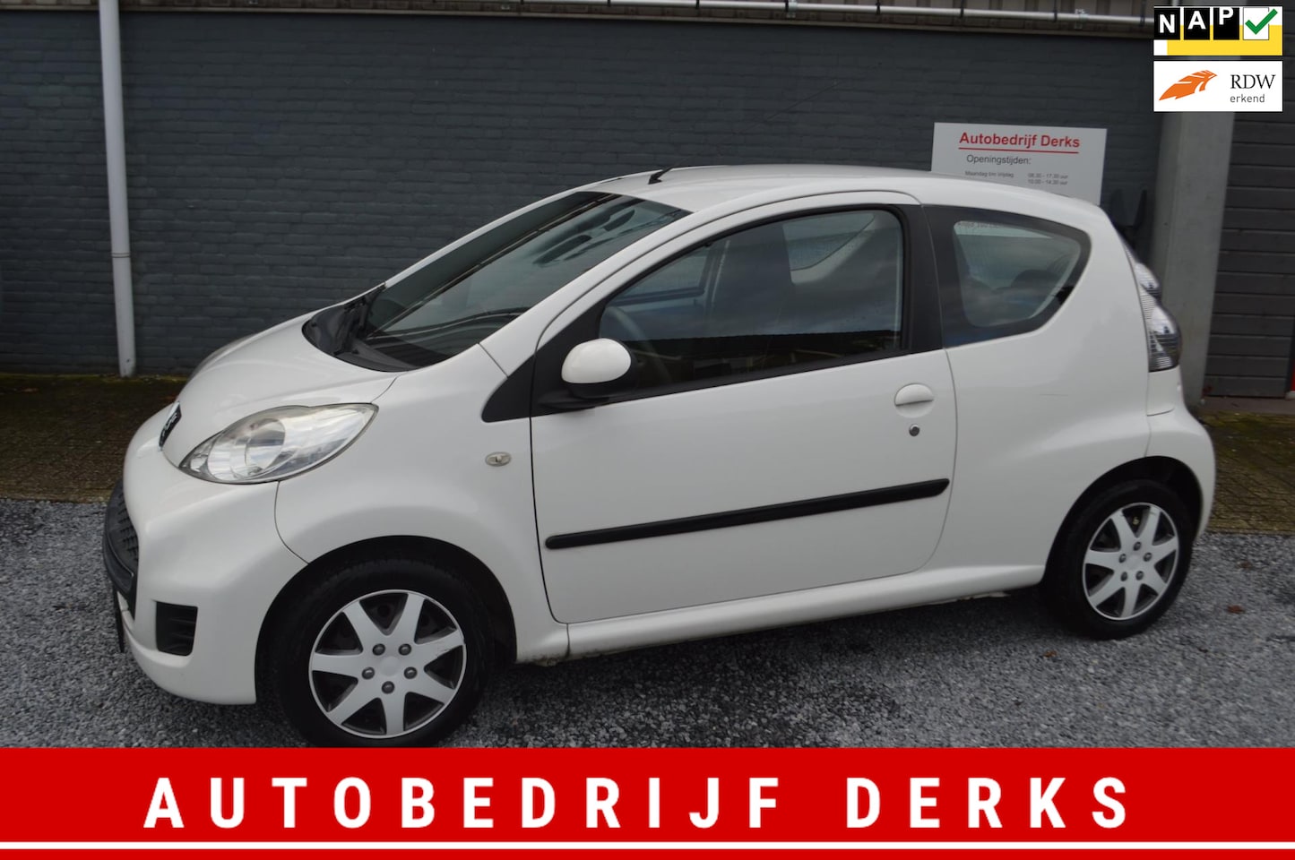 Peugeot 107 - 1.0-12V XS Stuurbekrachtiging Jaar Garantie - AutoWereld.nl