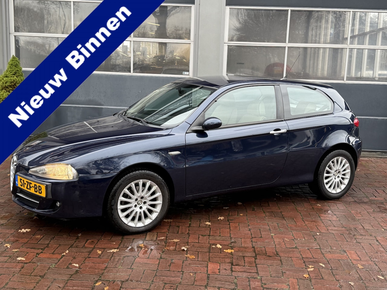 Alfa Romeo 147 - 1.6 T.Spark Progression Leer,17inch,Clima ,Navi Bj 2008 Apk 07-2025 - AutoWereld.nl