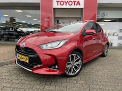 Toyota Yaris - 1.5 Hybrid Executive | Stoel verwarming | Trekhaak | Leder