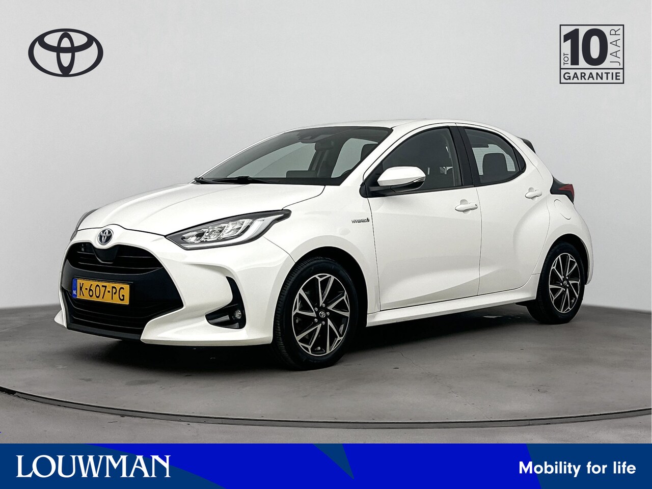 Toyota Yaris - 1.5 Hybrid Dynamic | LM velgen | Cruise Control Adaptief | Climate Control | Apple Carplay - AutoWereld.nl