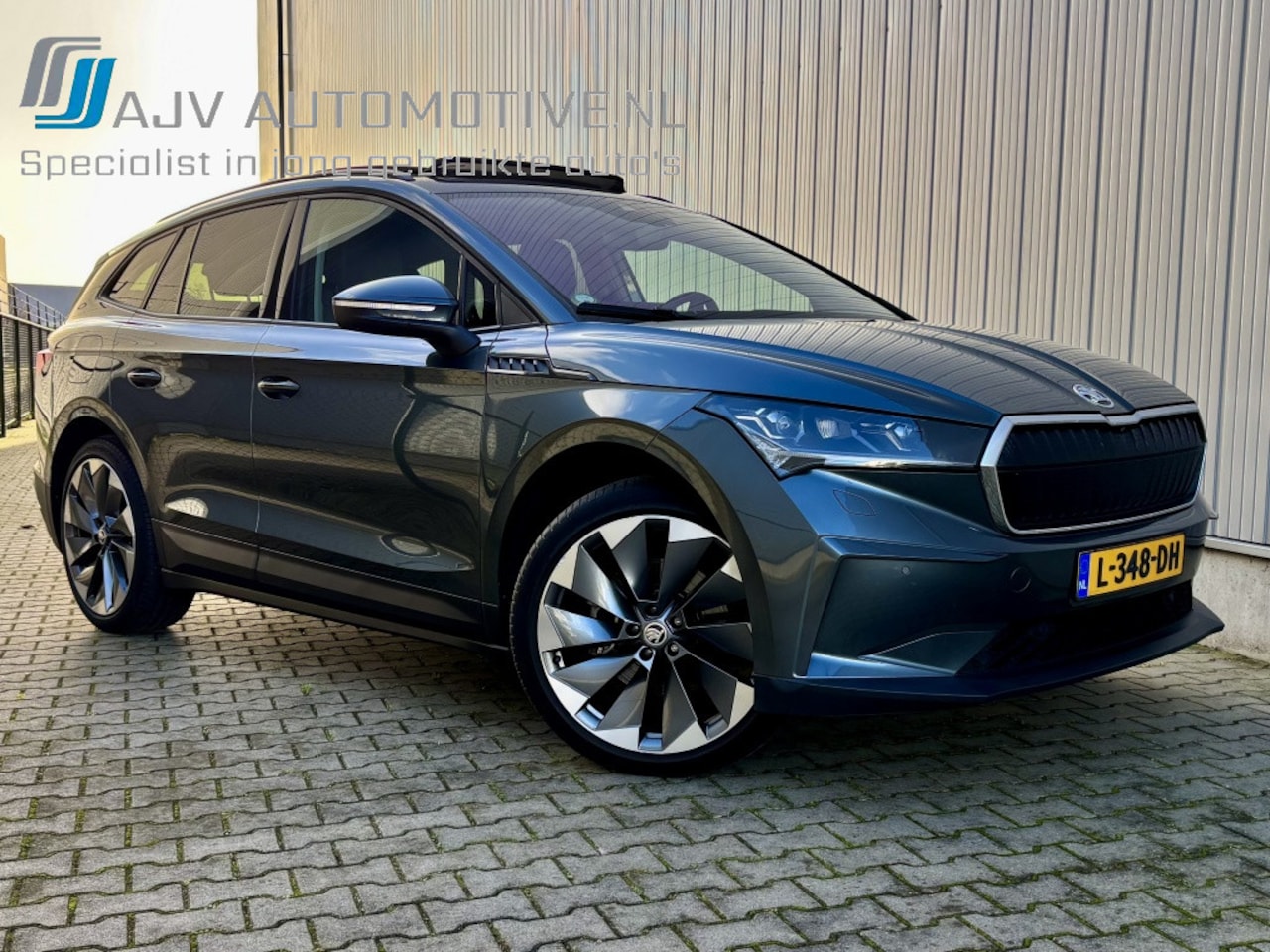 Skoda Enyaq iV - 60 SPORT PLUS PANODAK TREKHAAK 21" - AutoWereld.nl