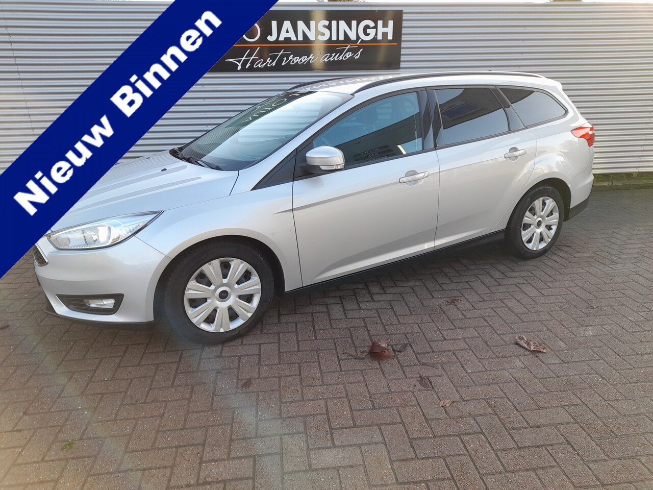 Ford Focus Wagon - Diesel Trend | Airco | Navigatie | Cruise control | Privacy glas | RIJKLAARPRIJS INCL 12 M - AutoWereld.nl