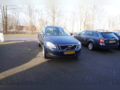 Volvo XC60 - 2.0T Summum LEER CLIMA NAVI CRUISE