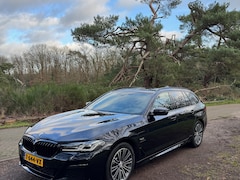 BMW 5-serie Touring - 530e Business Edition Plus Premium Selection - Service Inclusive