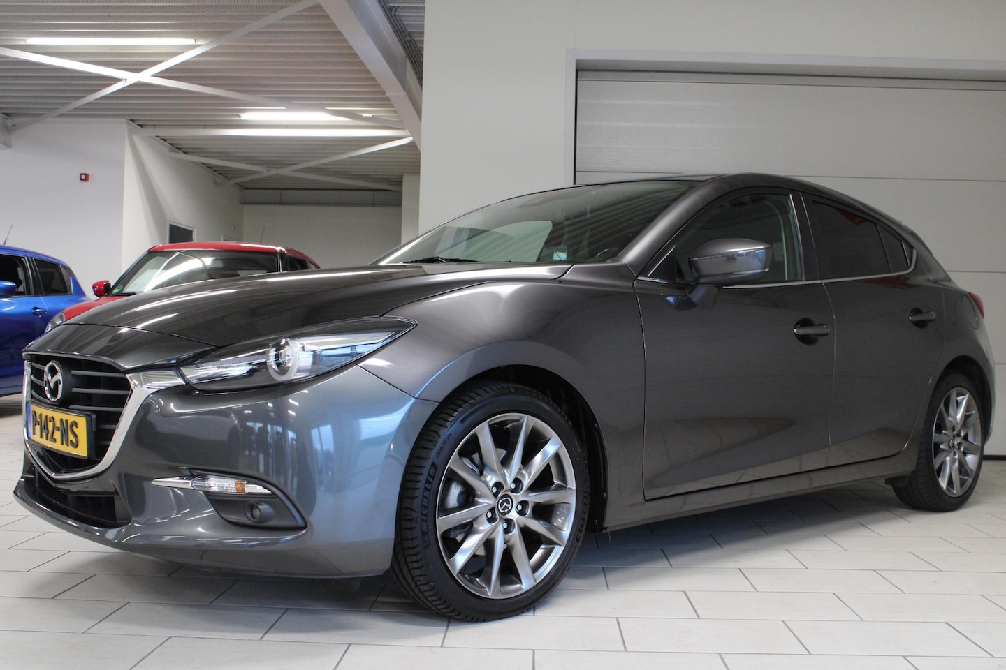 Mazda 3 - 2.0 SkyActiv-G 120 SkyLease 2.0 SkyActiv-G 120 SkyLease+ - AutoWereld.nl