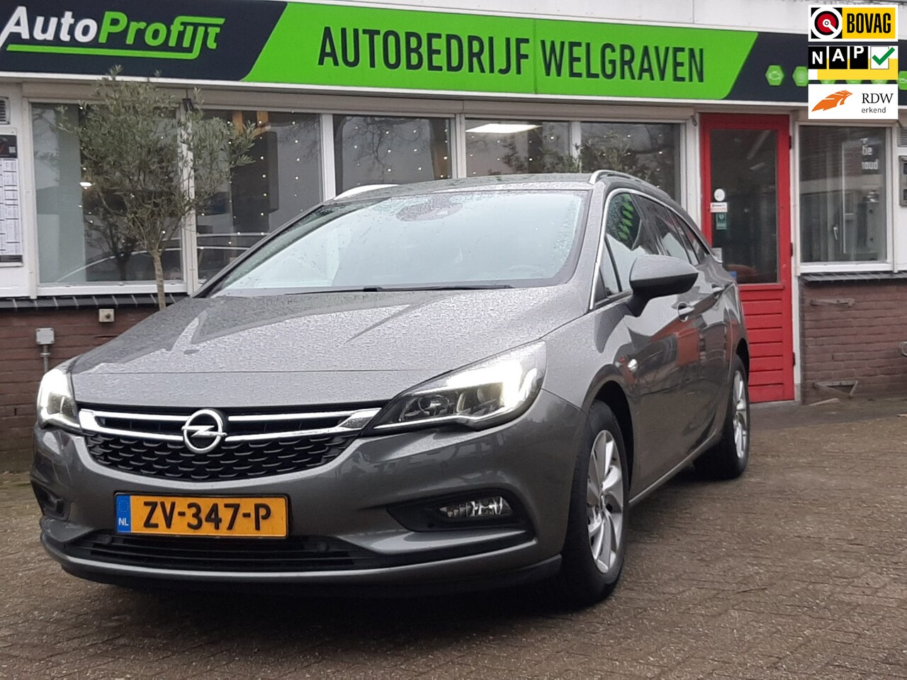 Opel Astra Sports Tourer - 1.0 Turbo Business Executive - AutoWereld.nl