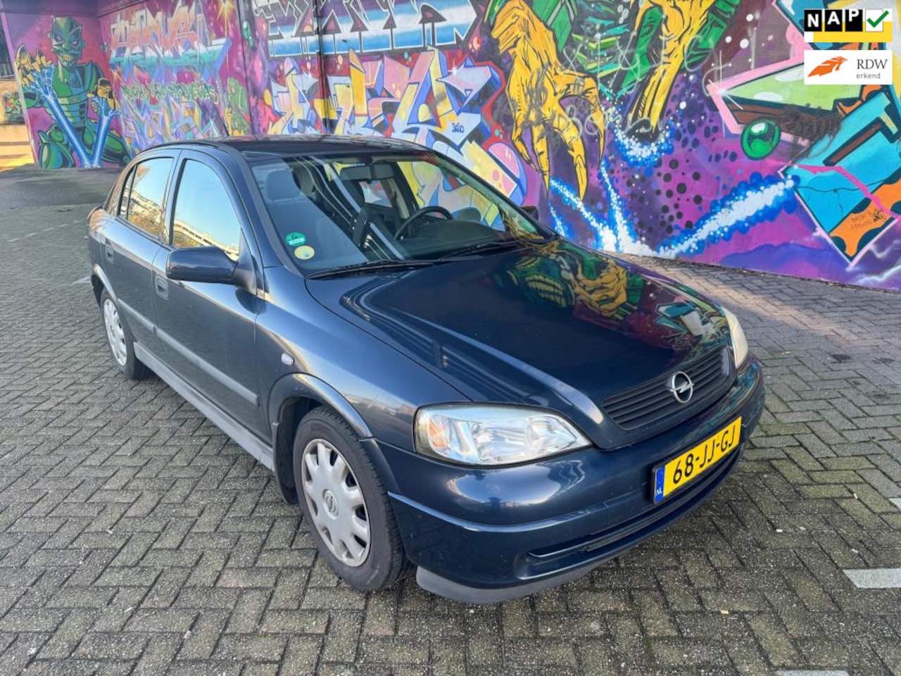 Opel Astra - 1.6 Edition airco elektrische ramen rijd heerlijk oersterke 8 klepper motor zeer nette aut - AutoWereld.nl