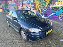 Opel Astra - 1.6 Edition airco elektrische ramen rijd heerlijk oersterke 8 klepper motor zeer nette aut