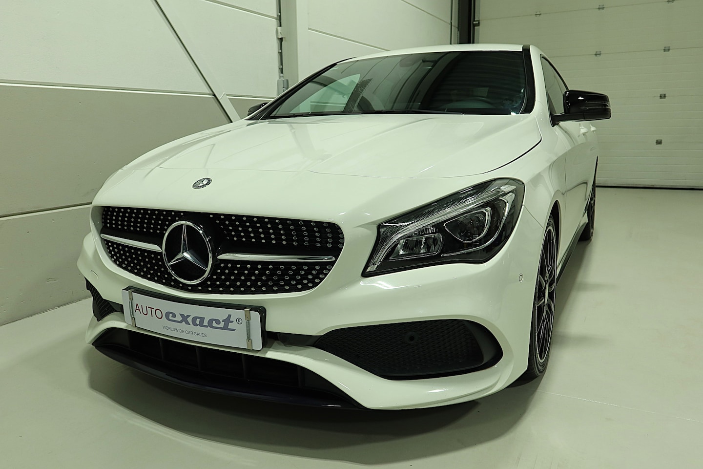 Mercedes-Benz CLA-klasse Shooting Brake - 180 AMG Night Edition Plus Standkachel org NL - AutoWereld.nl