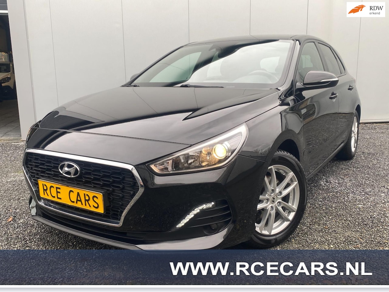 Hyundai i30 - 1.4 T-GDI Passion | AFN Trekhaak|D.A.B|Blueth|Xenon|Cruise|Stoel-Stuurverw|Camera|Dealer O - AutoWereld.nl