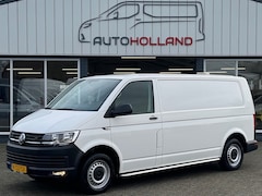 Volkswagen Transporter - 2.0 TDI 75KW 102PK L2H1 EURO 6 AIRCO/ CRUISE CONTROL/ TREKHAAK/