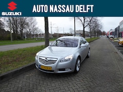 Opel Insignia - 1.8 Cosmo AIRCO parkeer sensoren