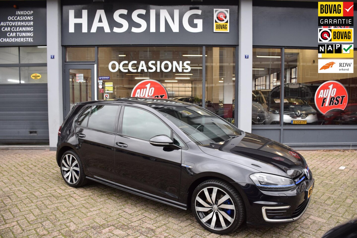 Volkswagen Golf - 1.4 TSI GTE 1.4 TSI GTE, PDC, Panorama dak, NAVI, Multi-functioneel stuur, Cruise control, Xenon-Led, - AutoWereld.nl