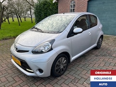 Toyota Aygo - 1.0 VVT-i Aspiration Automaat Airco ParkSensor Led