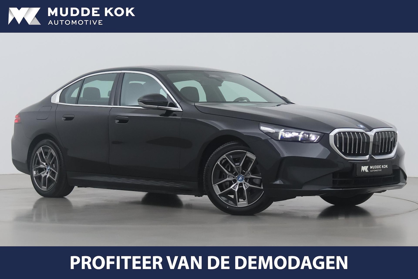 BMW i5 - eDrive40 84 kWh | Leder | BLIS | ACC | Camera | Stoelverwarming | 19 Inch - AutoWereld.nl