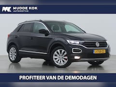 Volkswagen T-Roc - 1.5 TSI Sport Business R | Automaat | Trekhaak | ACC | Stoelverwarming | Getint Glas | 17