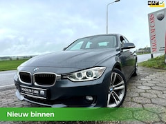 BMW 3-serie - 320i NAP High Executive Automaat Xenon Full Option