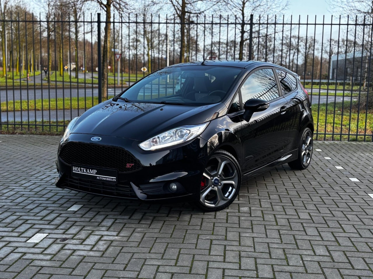 Ford Fiesta - 1.6 ST2 | STYLE PACK | XENON | BLUETOOTH - AutoWereld.nl