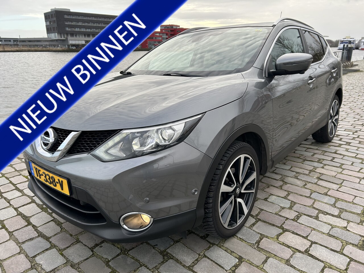 Nissan Qashqai - 1.2 Tekna leer panodak navi 380 camera - AutoWereld.nl