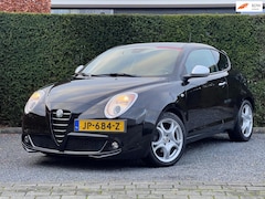 Alfa Romeo MiTo - 1.4 T | PDC | Trekhaak | Leer | Stoelverwarming