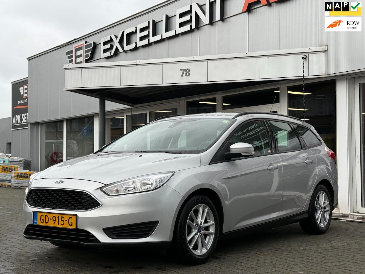 Ford Focus Wagon - 1.0 Trend Edition-Navi - AutoWereld.nl