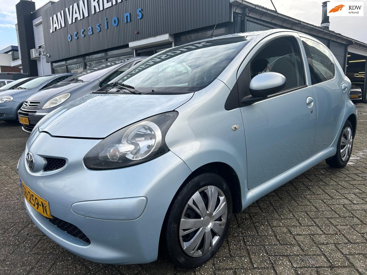 Toyota Aygo - 1.0-12V APK 9-7-2025 Airco 5 drs elektrische ramen - AutoWereld.nl