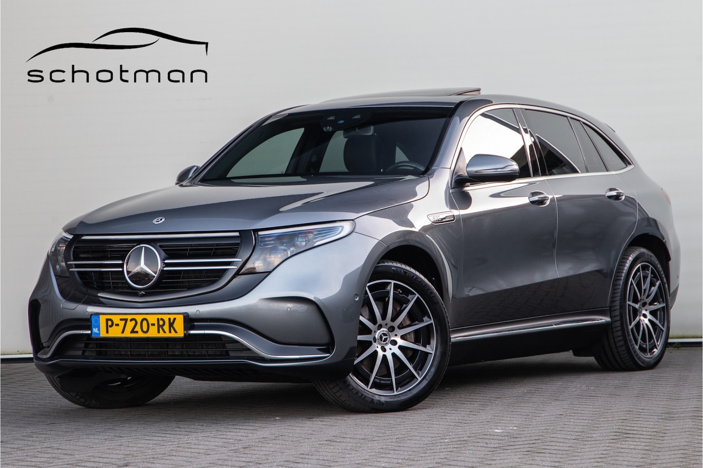 Mercedes-Benz EQC - 400 4MATIC AMG Premium, Schuifdak, Distronic, Trekhaak 2021 - AutoWereld.nl