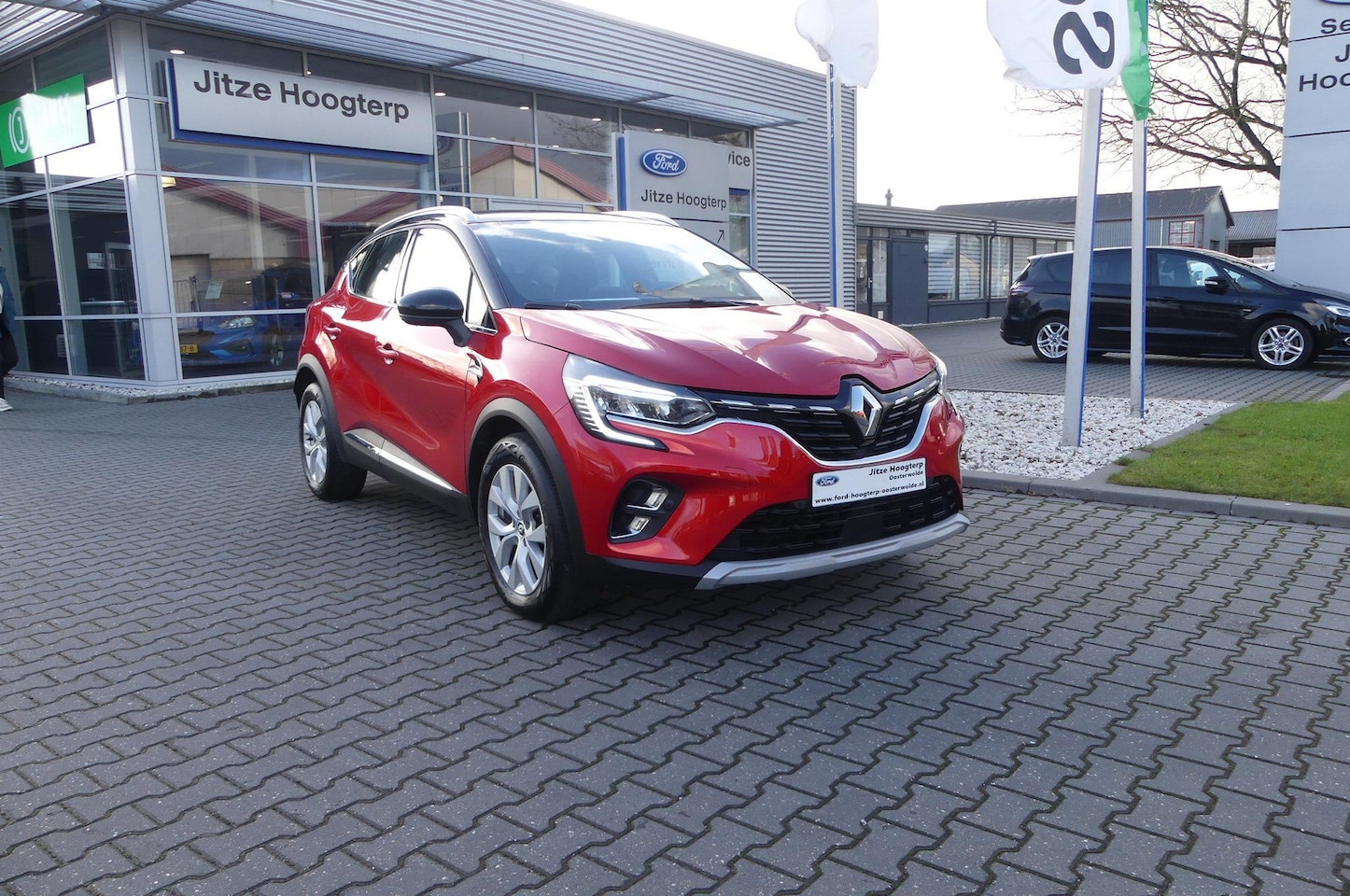 Renault Captur - 1.6 E-Tech Hybrid 145 INTENS AUTOMAAT.NAVI.ADAP CRUISE.LANE ASS.DODEHOEK ASS.KEYLESS.WINTE - AutoWereld.nl