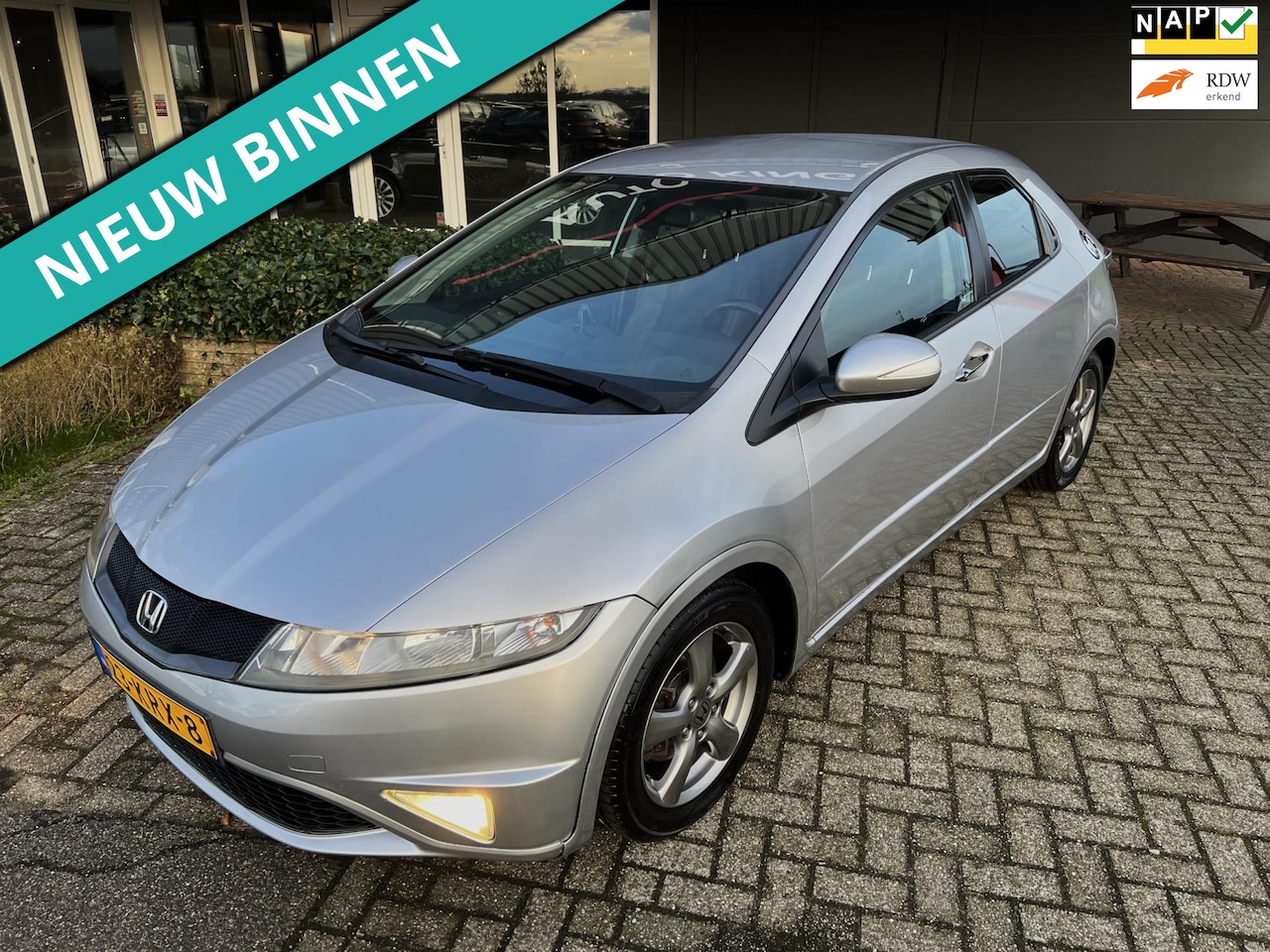 Honda Civic - 1.4 Sport AUT/ECC/CRUISE/LED/LEDER/PDC/LMV - AutoWereld.nl