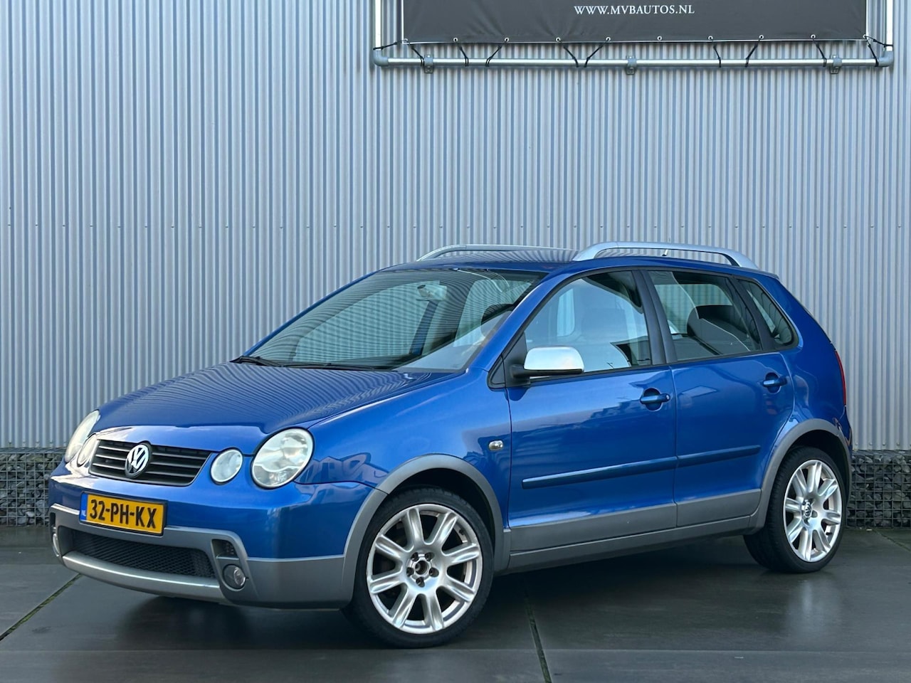 Volkswagen Polo - 1.4-16V FUN 1.4-16V FUN, Airco, Mistlampen, Elektrische ramen, NAP - AutoWereld.nl