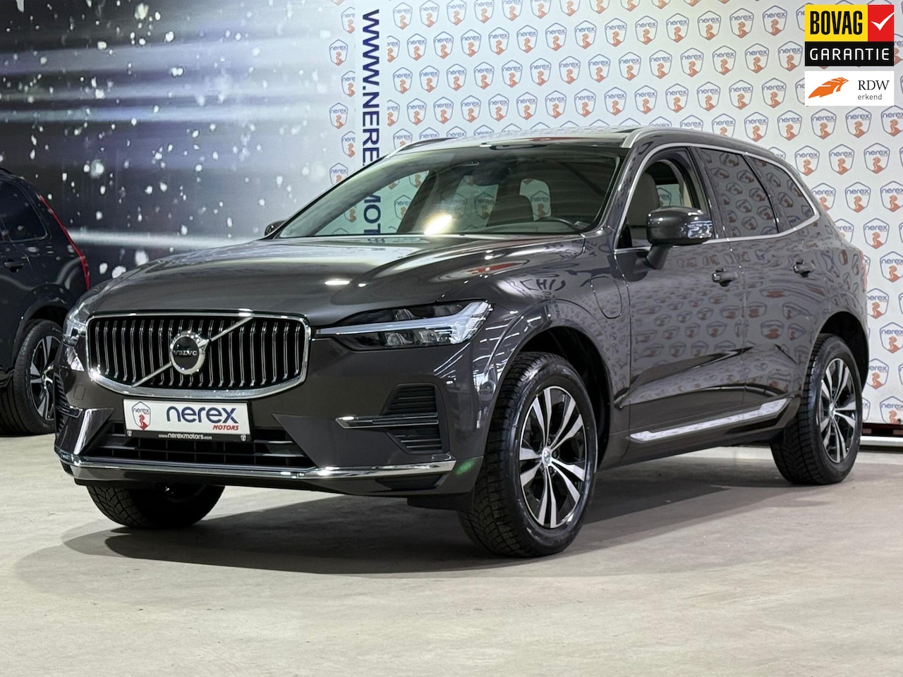 Volvo XC60 - 2.0 Recharge T6 AWD Inscription | Pano | Led | Carplay - AutoWereld.nl