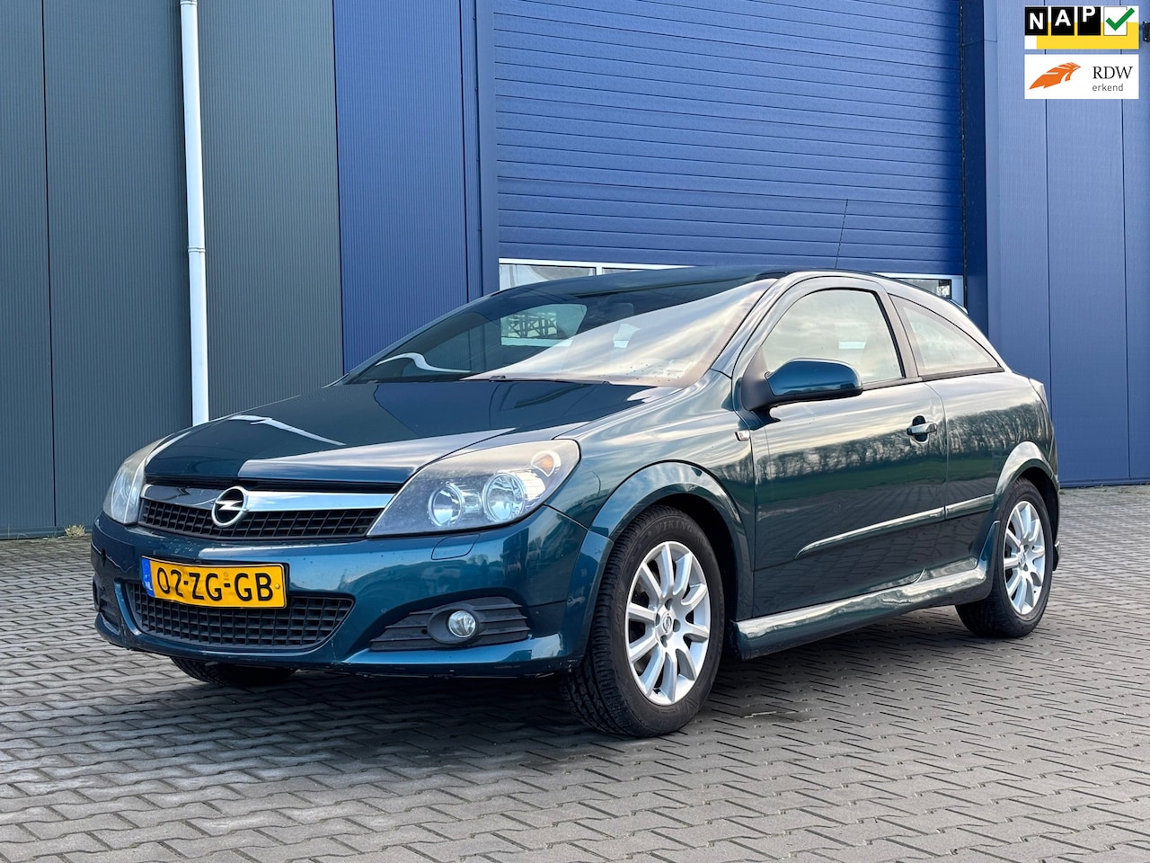 Opel Astra GTC - 1.4 Temptation | Airco + Cruise control | - AutoWereld.nl