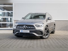 Mercedes-Benz GLA-Klasse - 180 AMG Line | Camera| Stoelverwarming| Achterklep Electrisch |