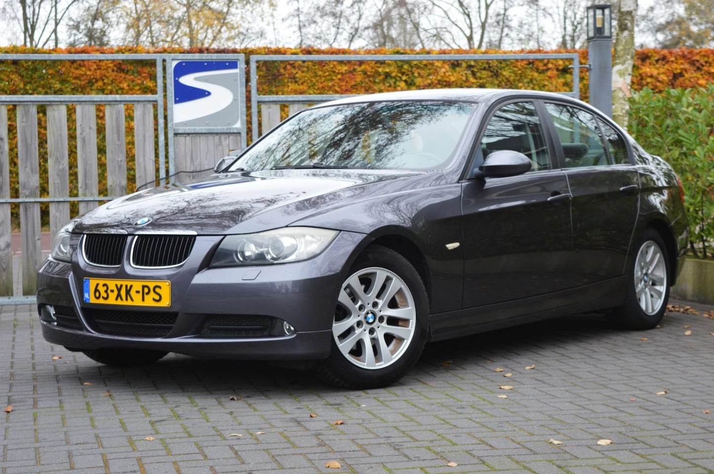 BMW 3-serie - 318i Business Line - NAP|Navi|Cruise|Xenon|Trekhaak - AutoWereld.nl