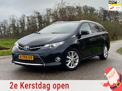 Toyota Auris Touring Sports - 1.8 Hybrid Lease+ Leder PanoDak Navi Clima Camera NAP Perfect Onderhouden