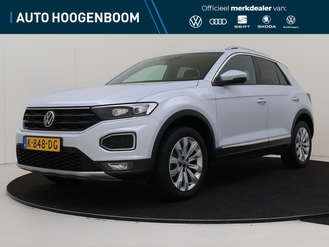 Volkswagen T-Roc - 1.5 TSI Sport | Trekhaak | Navigatie | Digital cockpit Pro | Parkeersensoren | Elektrisch - AutoWereld.nl