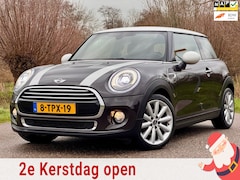 MINI Cooper - 1.5 1ste Eigenaar / Leder / Navi / Clima / Stoelverwarming / Dealer onderhouden / NAP