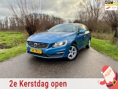 Volvo V60 - 2.0 D3 R-Design Business / Navigatie / Camera / Automaat / Lm Velgen / Cruise control / Tr