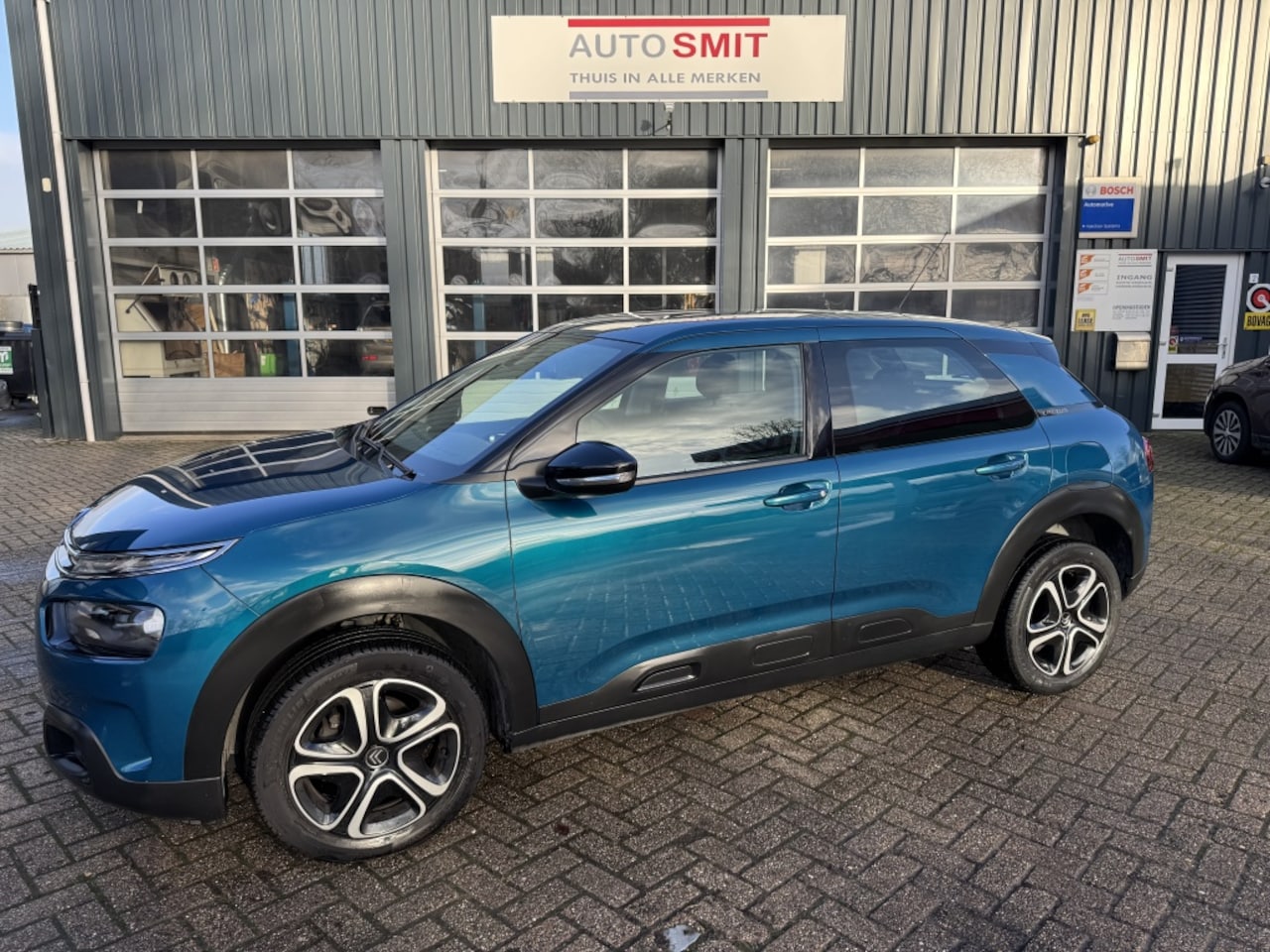 Citroën C4 Cactus - 1.2 PT Business / all in prijs/ apple carplay/android /navi - AutoWereld.nl