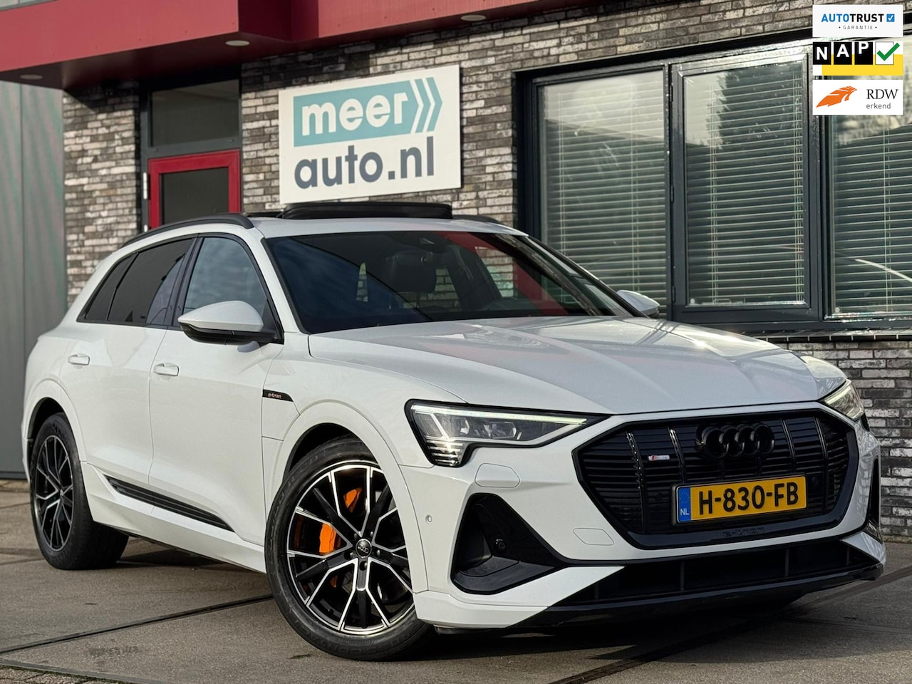 Audi e-tron - 50 S-LINE l CAMERA l PANO l LUCHTVERING l CARPLAY l ACC l ORG.NL l DEALER ONDERHOUDEN l 1e - AutoWereld.nl