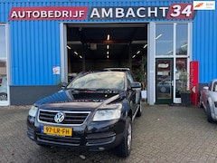 Volkswagen Touareg - 3.2 V6