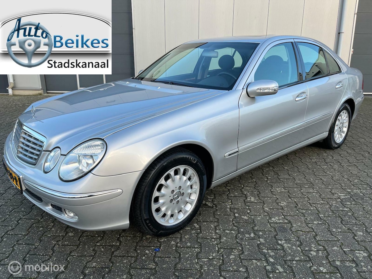 Mercedes-Benz E-klasse - 200 K. Elegance Automaat Youngtimer - AutoWereld.nl