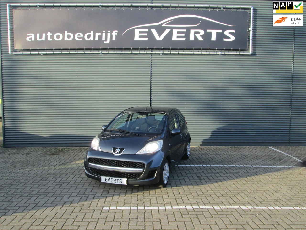 Peugeot 107 - 1.0-12V Blue Lease Apk 31-01-2026 Airco elektrische pakket nu scherpe meeneem prijs - AutoWereld.nl